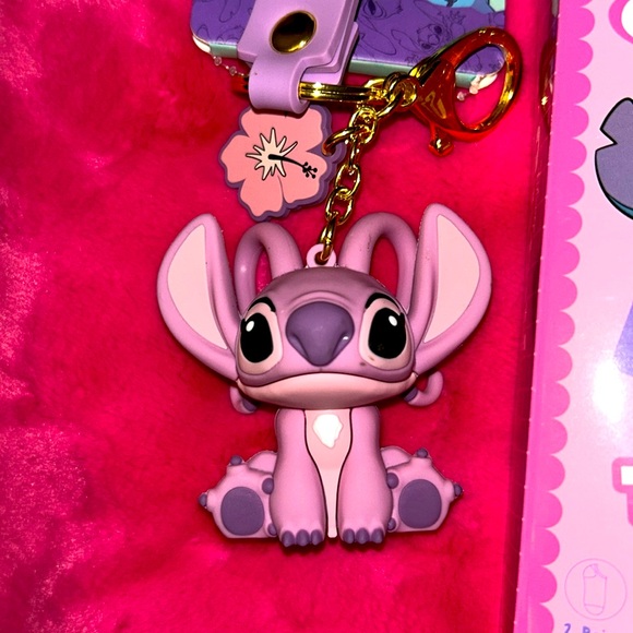 Stitch Gift Set - Picture 2 of 4